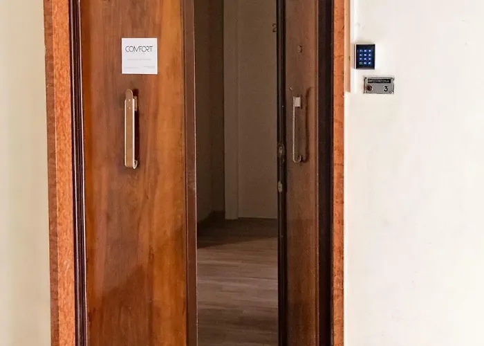 בית הארחה Comfort Piazza Mariano Armellini 4*